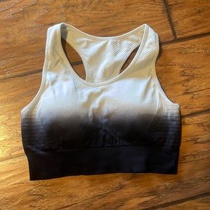 Zyia ombré black/white sports bra